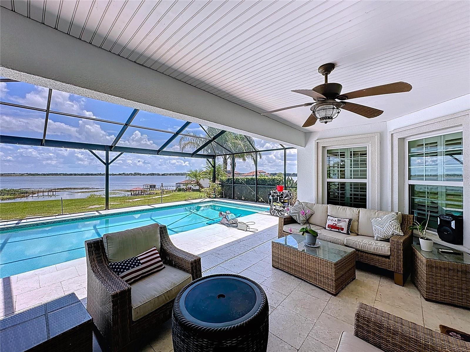 214 SPRING AZURE DR