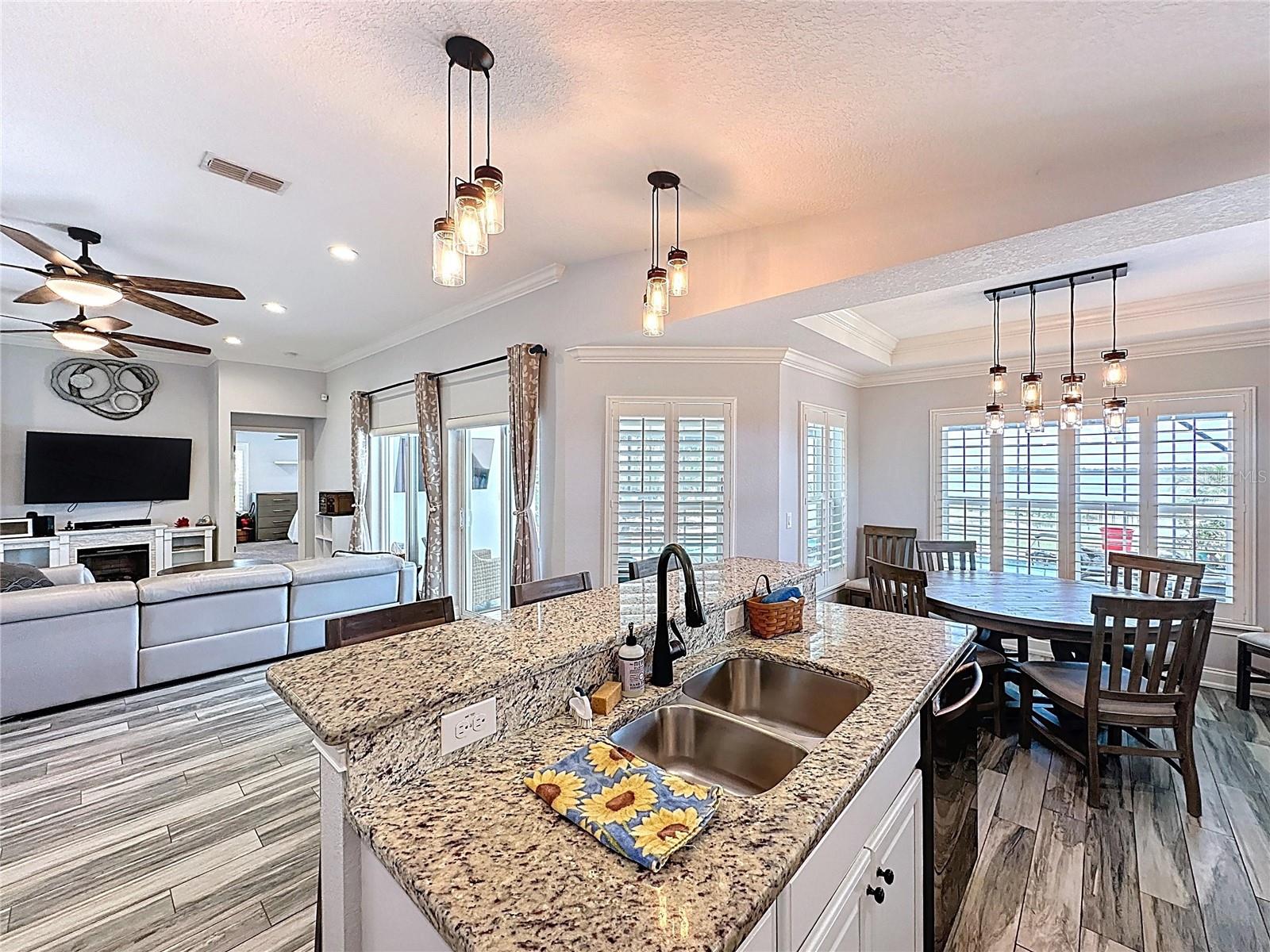 214 SPRING AZURE DR