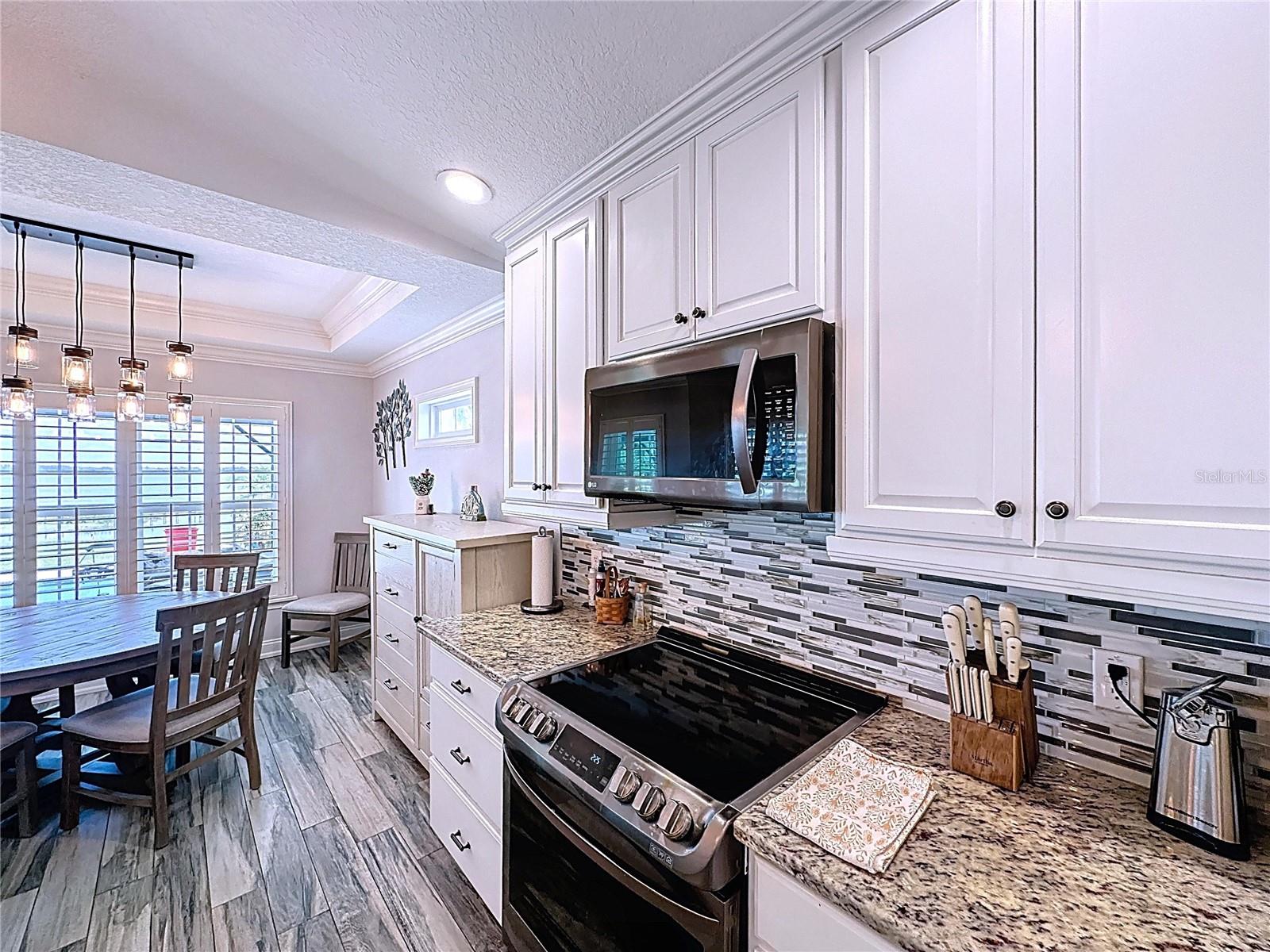 214 SPRING AZURE DR