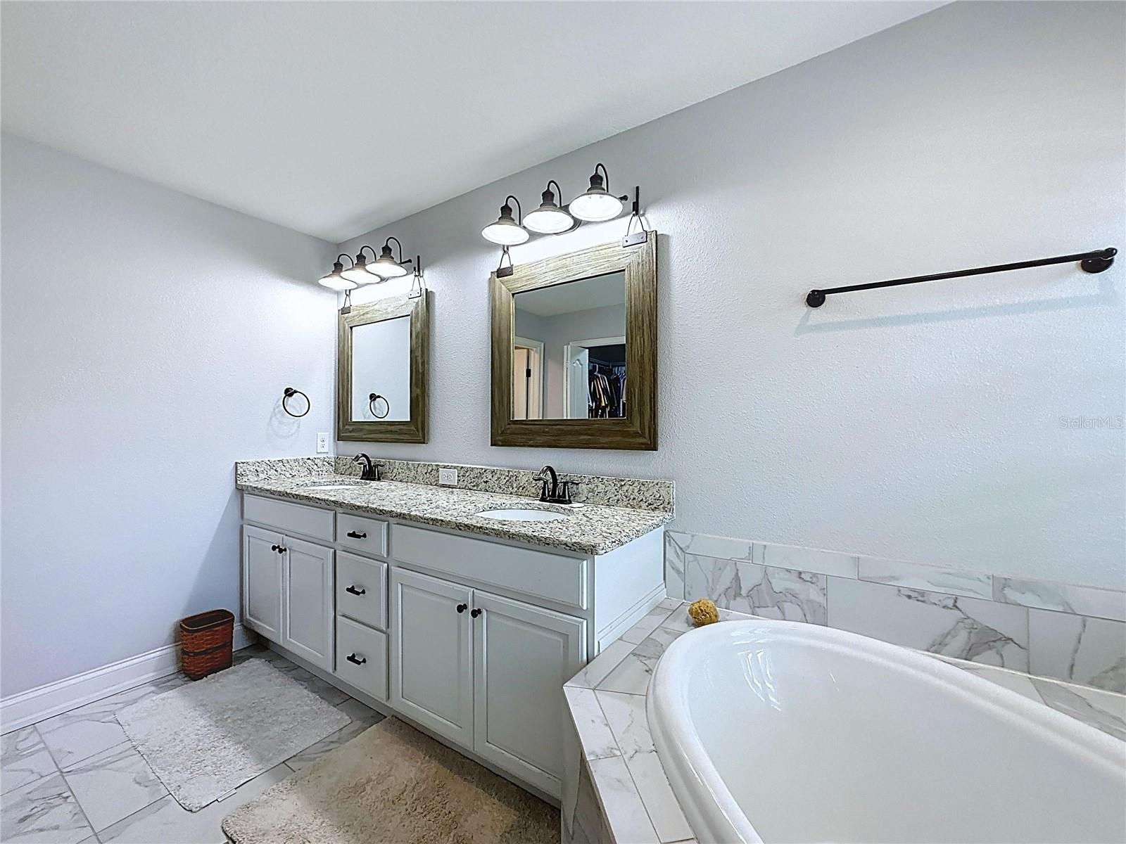 214 SPRING AZURE DR
