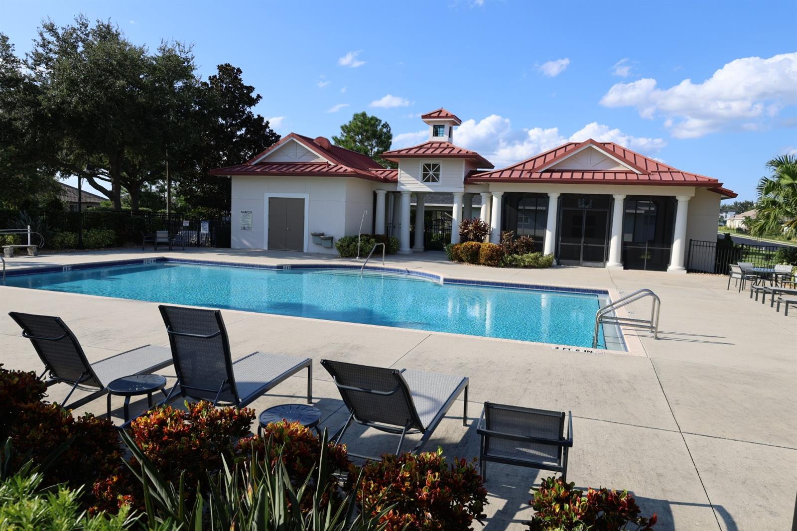 214 SPRING AZURE DR