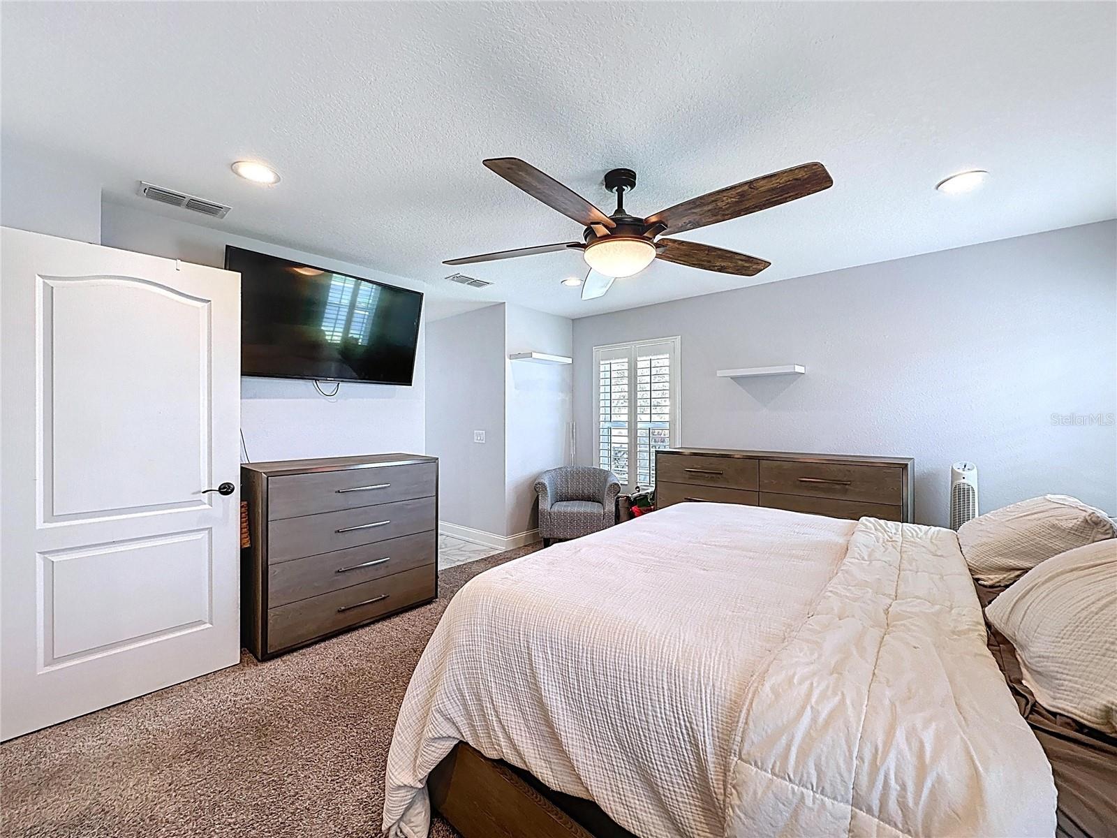 214 SPRING AZURE DR