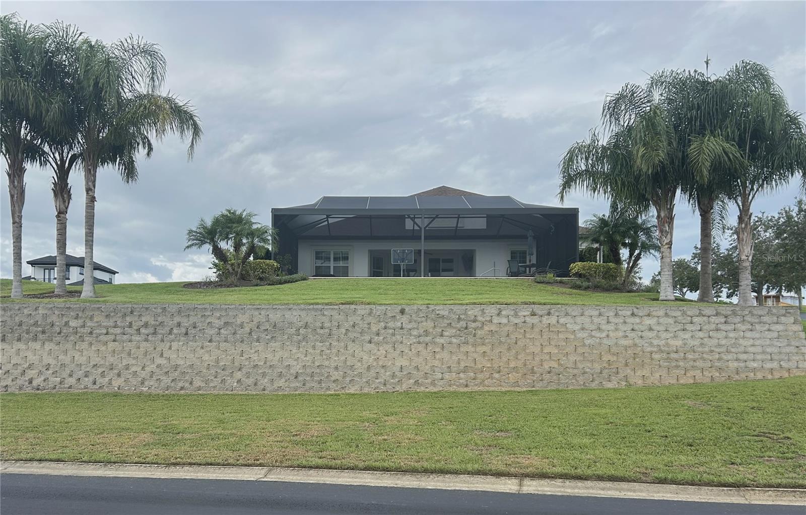 214 SPRING AZURE DR