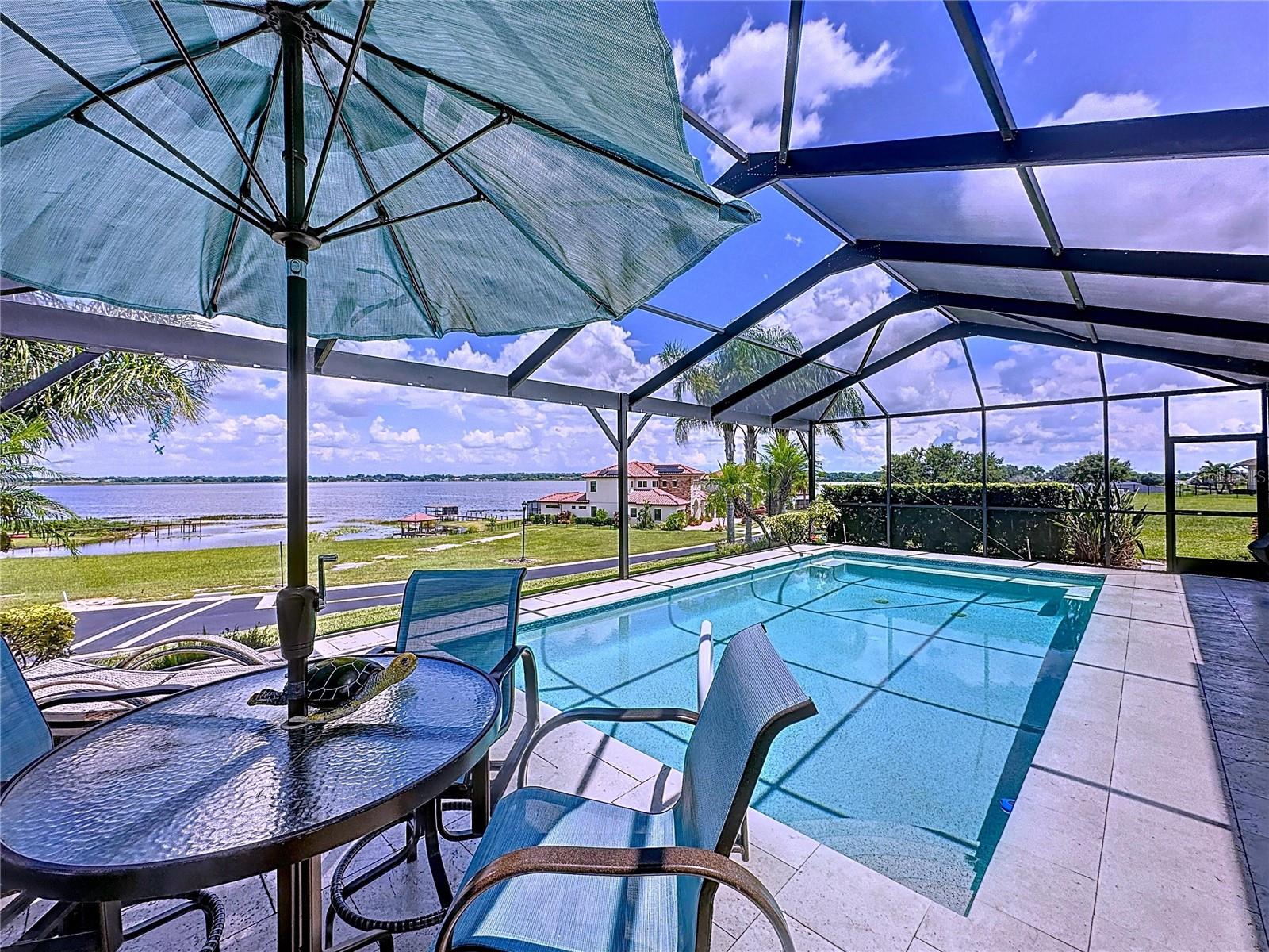214 SPRING AZURE DR