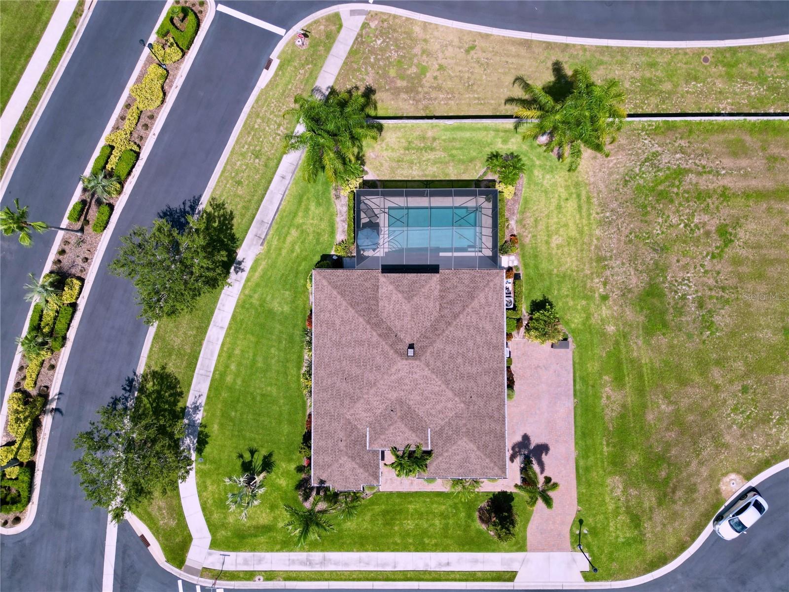 214 SPRING AZURE DR