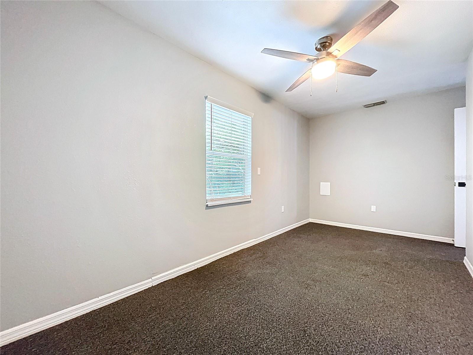 1904 VISTA VIEW DR