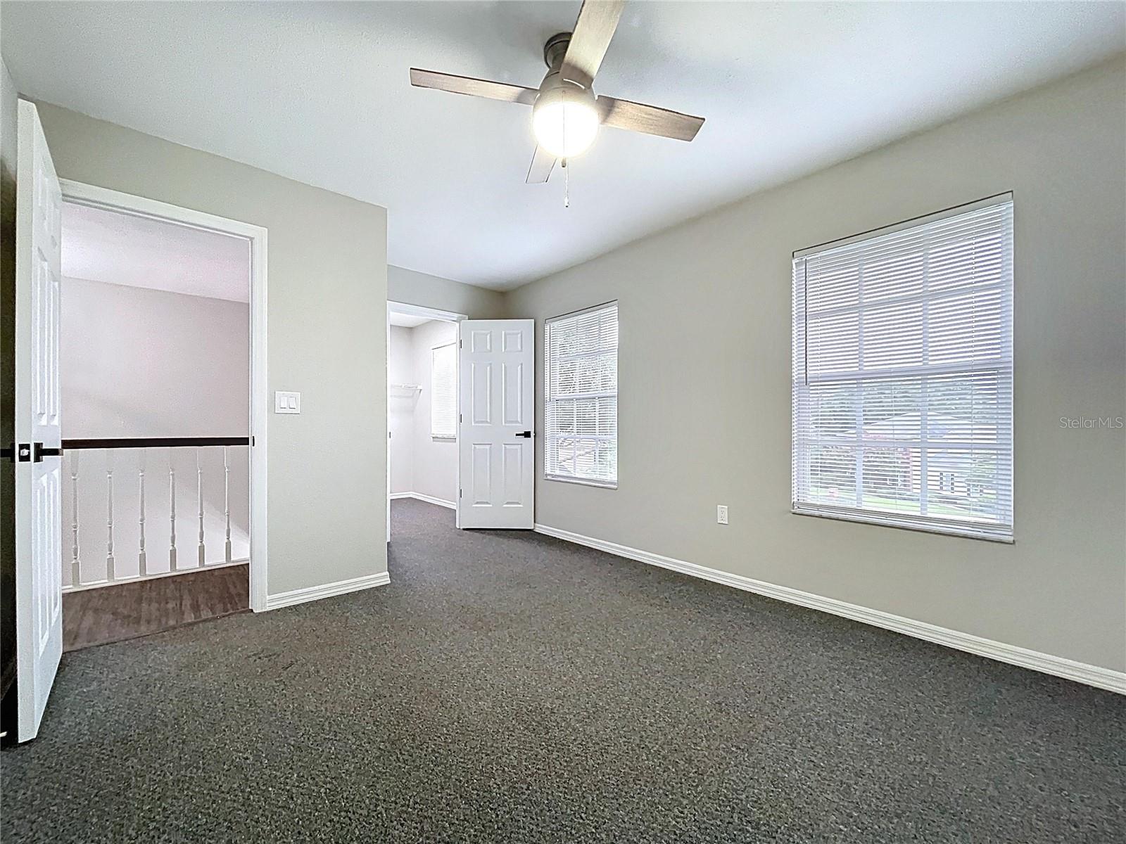 1904 VISTA VIEW DR