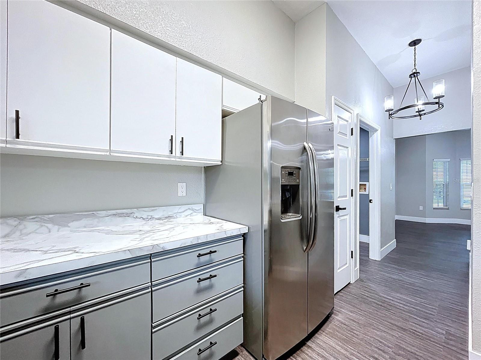 1904 VISTA VIEW DR