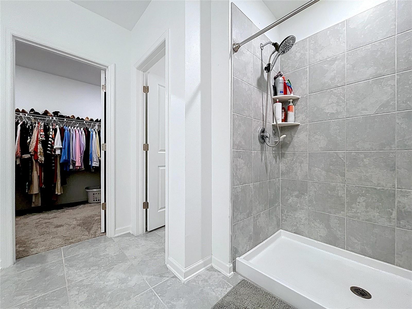 1285 DEEPWATER CIR