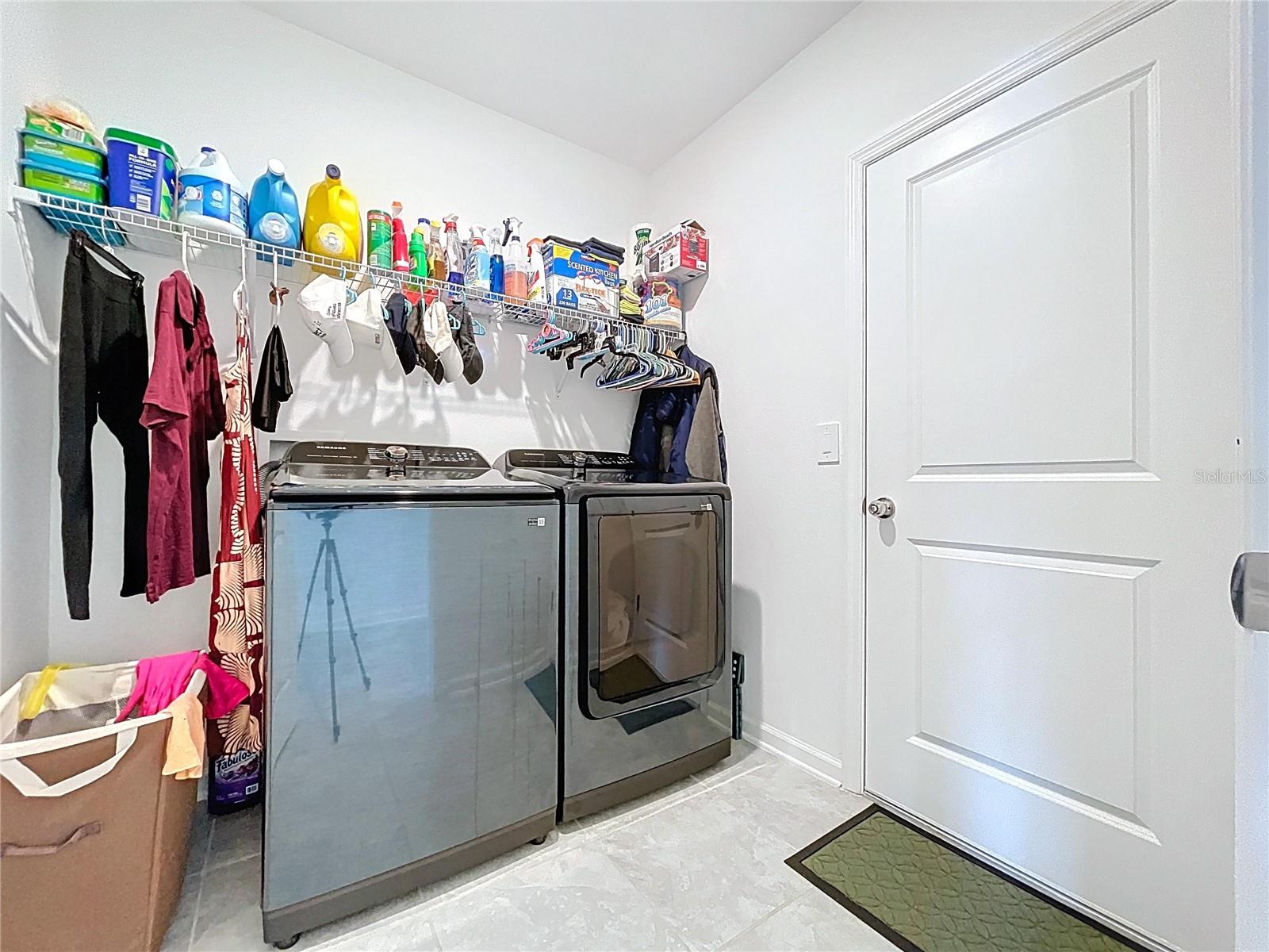 1285 DEEPWATER CIR