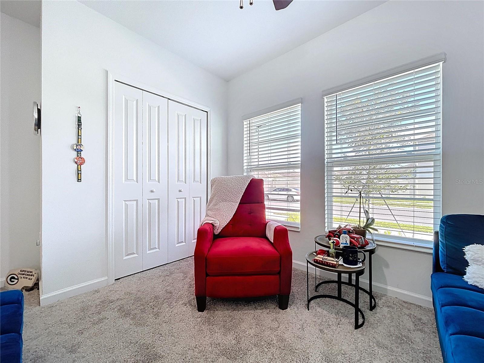 1285 DEEPWATER CIR