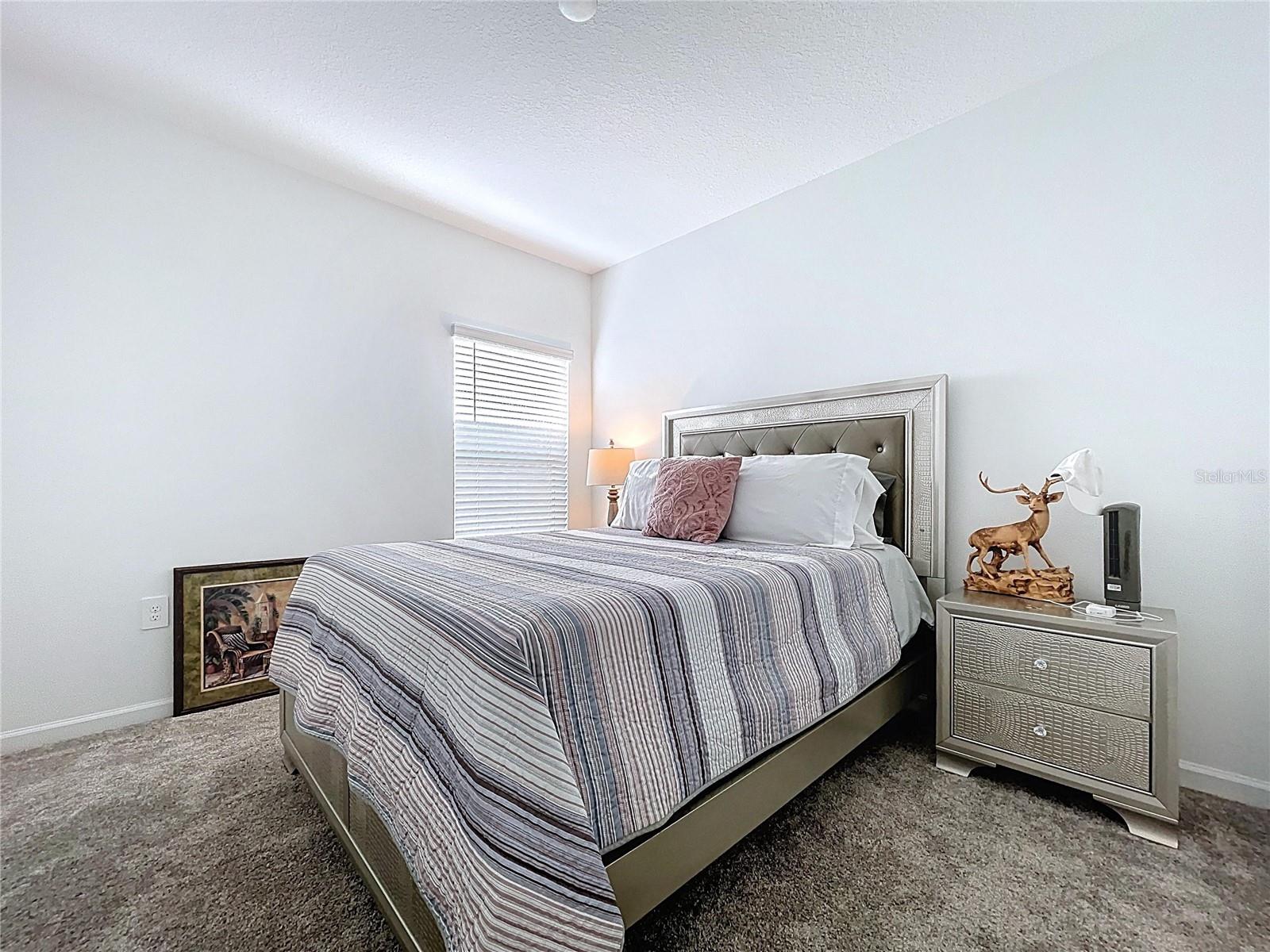 1285 DEEPWATER CIR