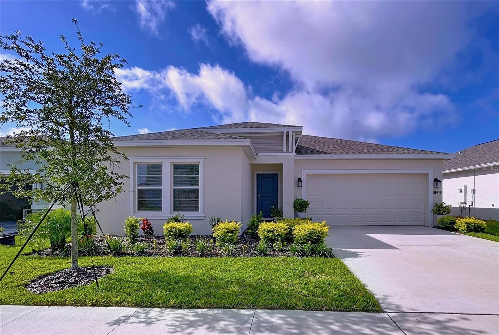 1285 DEEPWATER CIR