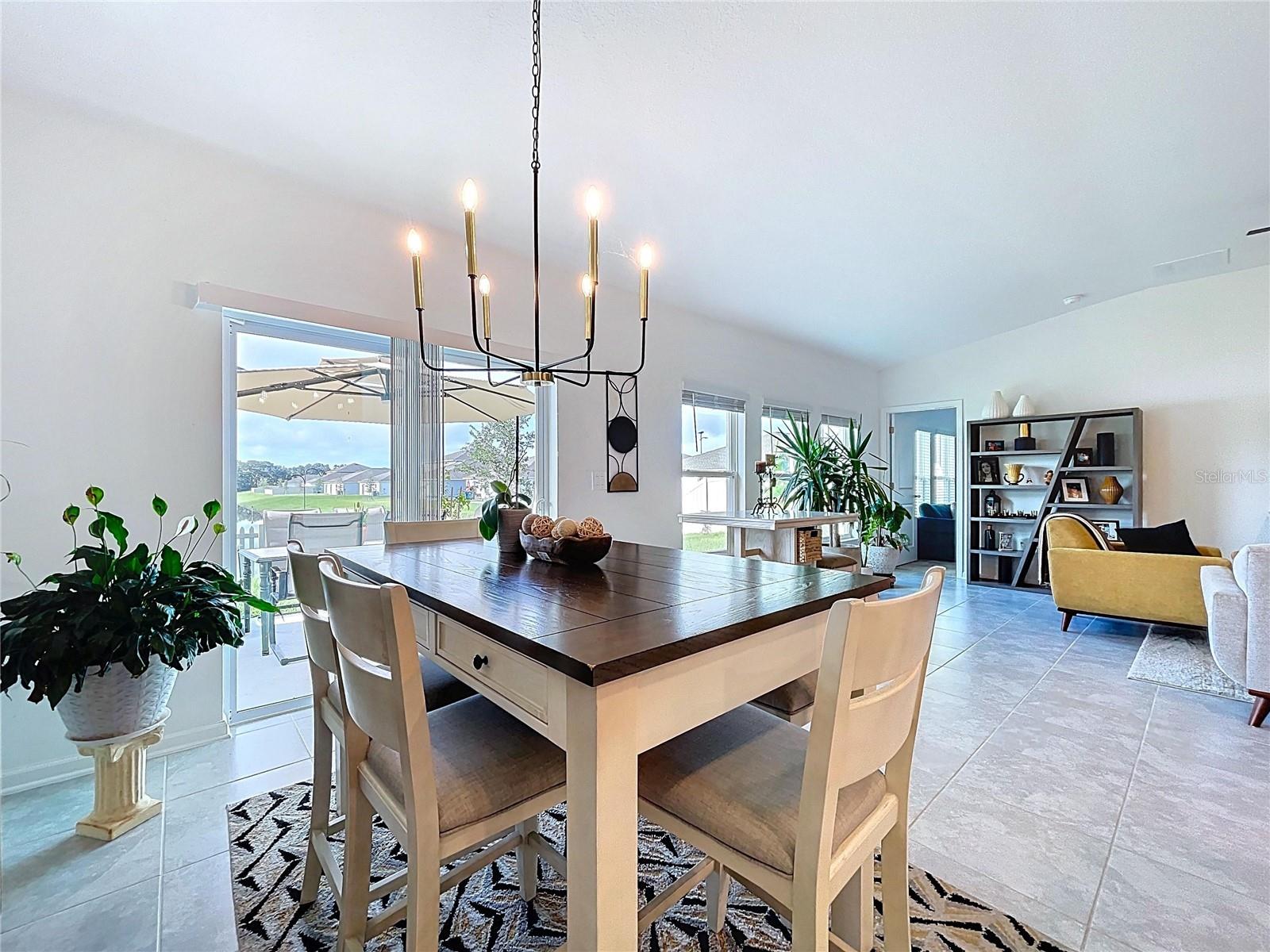 1285 DEEPWATER CIR