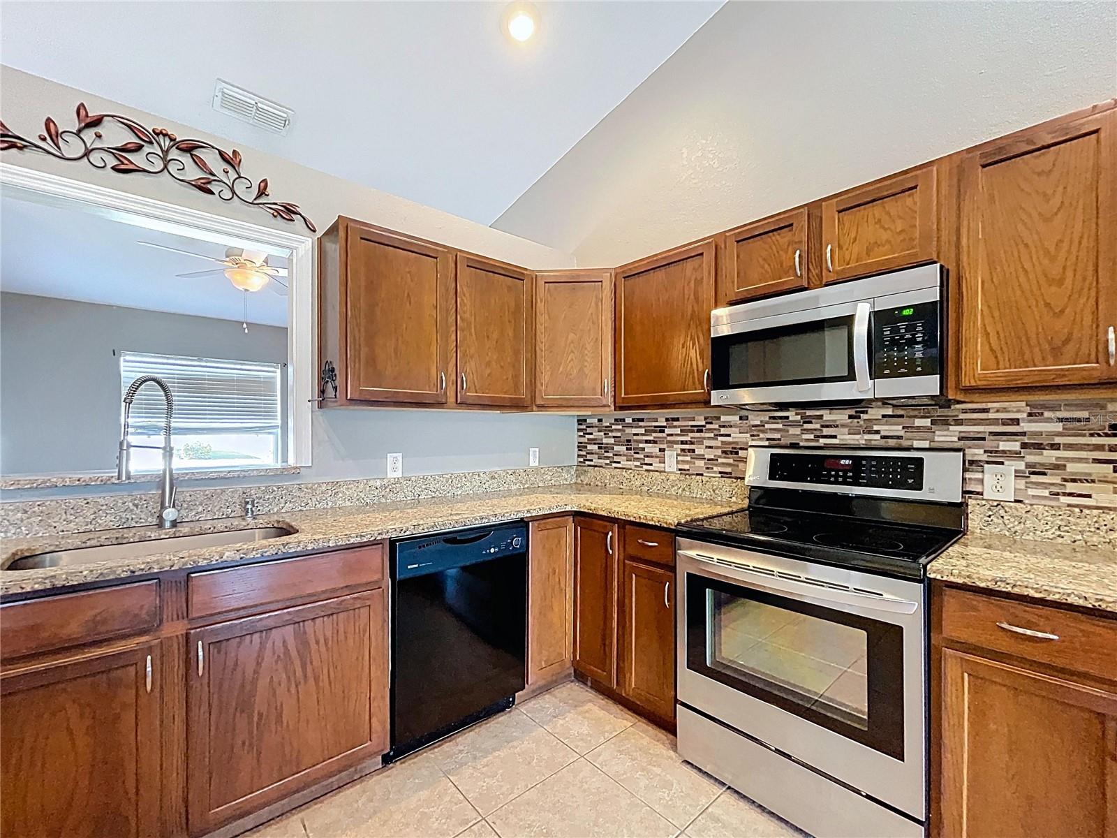 455 MAJESTIC GARDENS BLVD