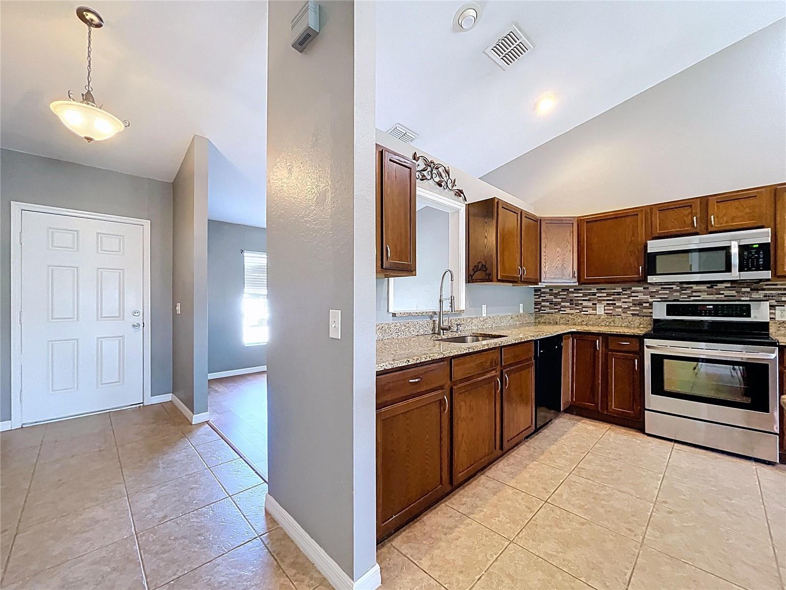 455 MAJESTIC GARDENS BLVD