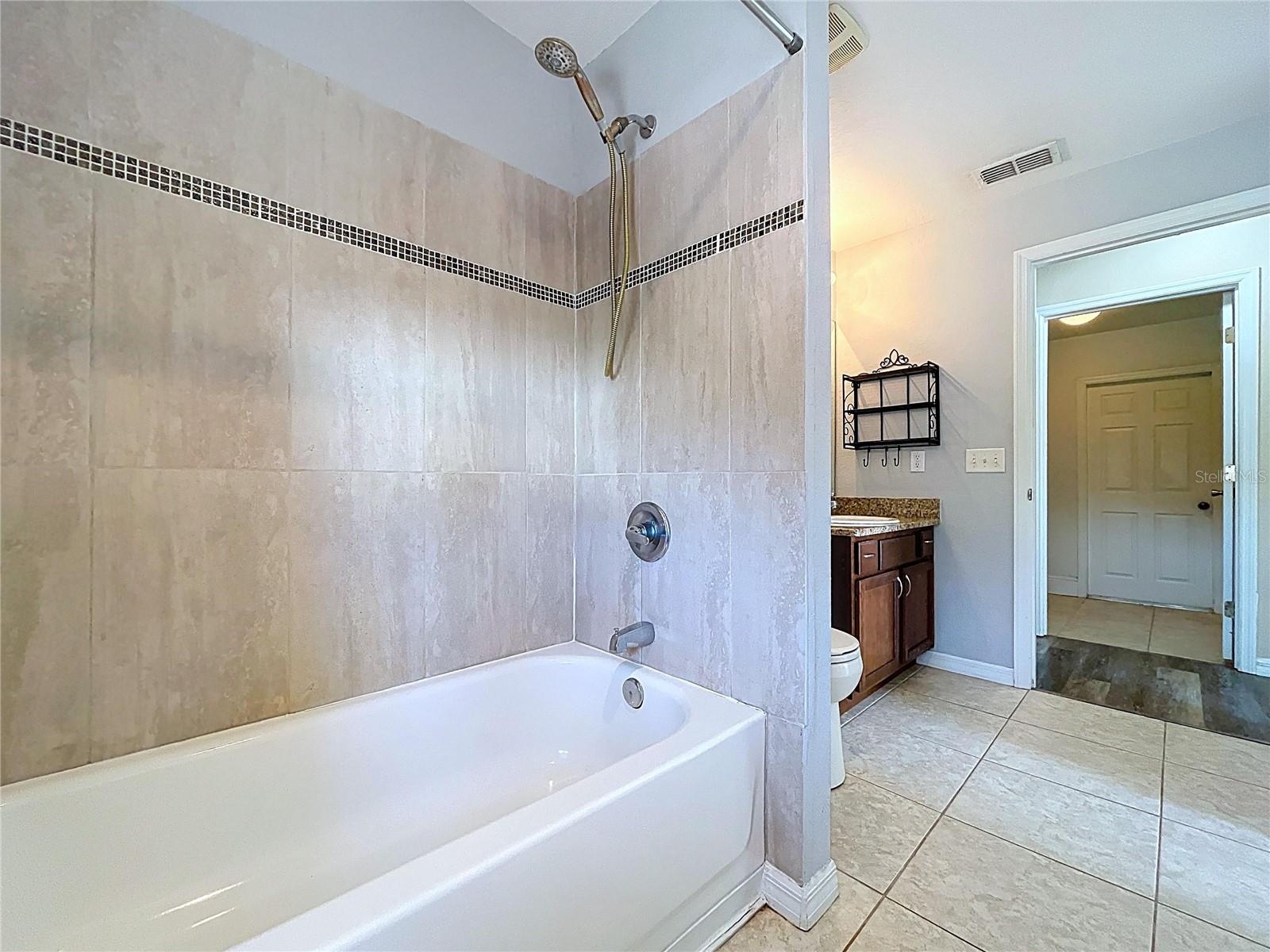 455 MAJESTIC GARDENS BLVD