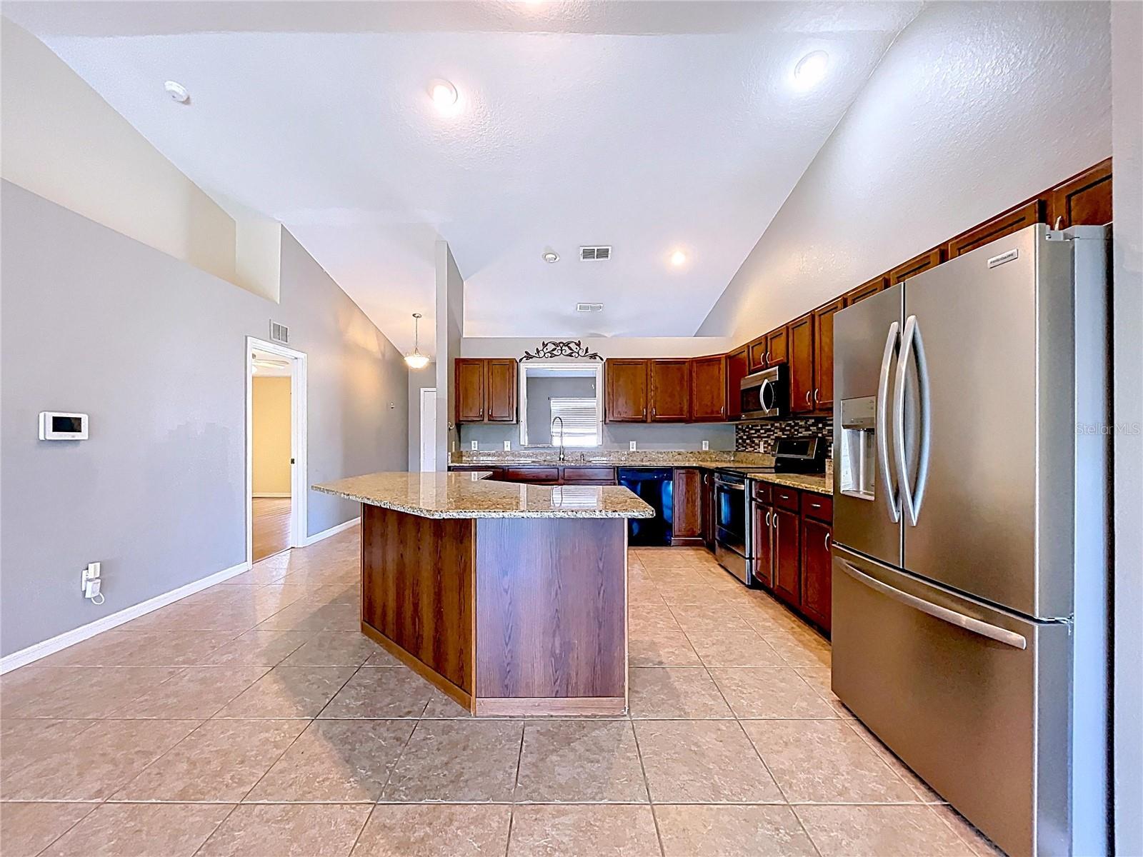 455 MAJESTIC GARDENS BLVD