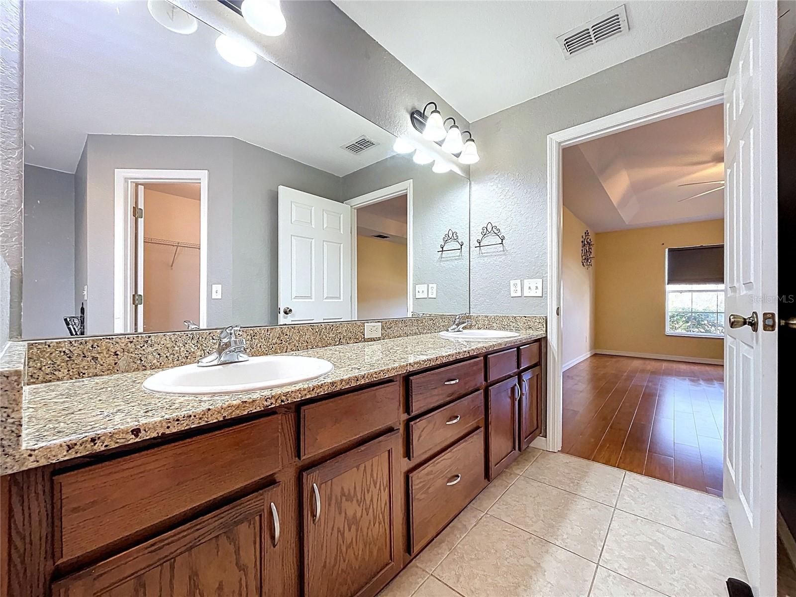 455 MAJESTIC GARDENS BLVD