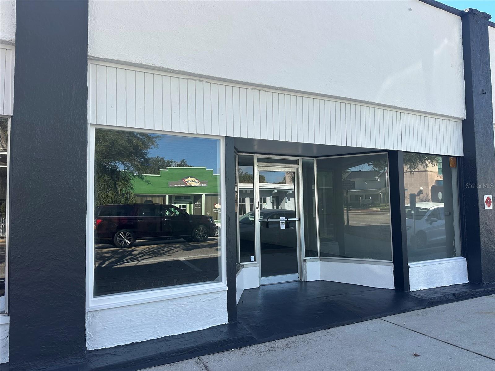 535 E MAIN ST