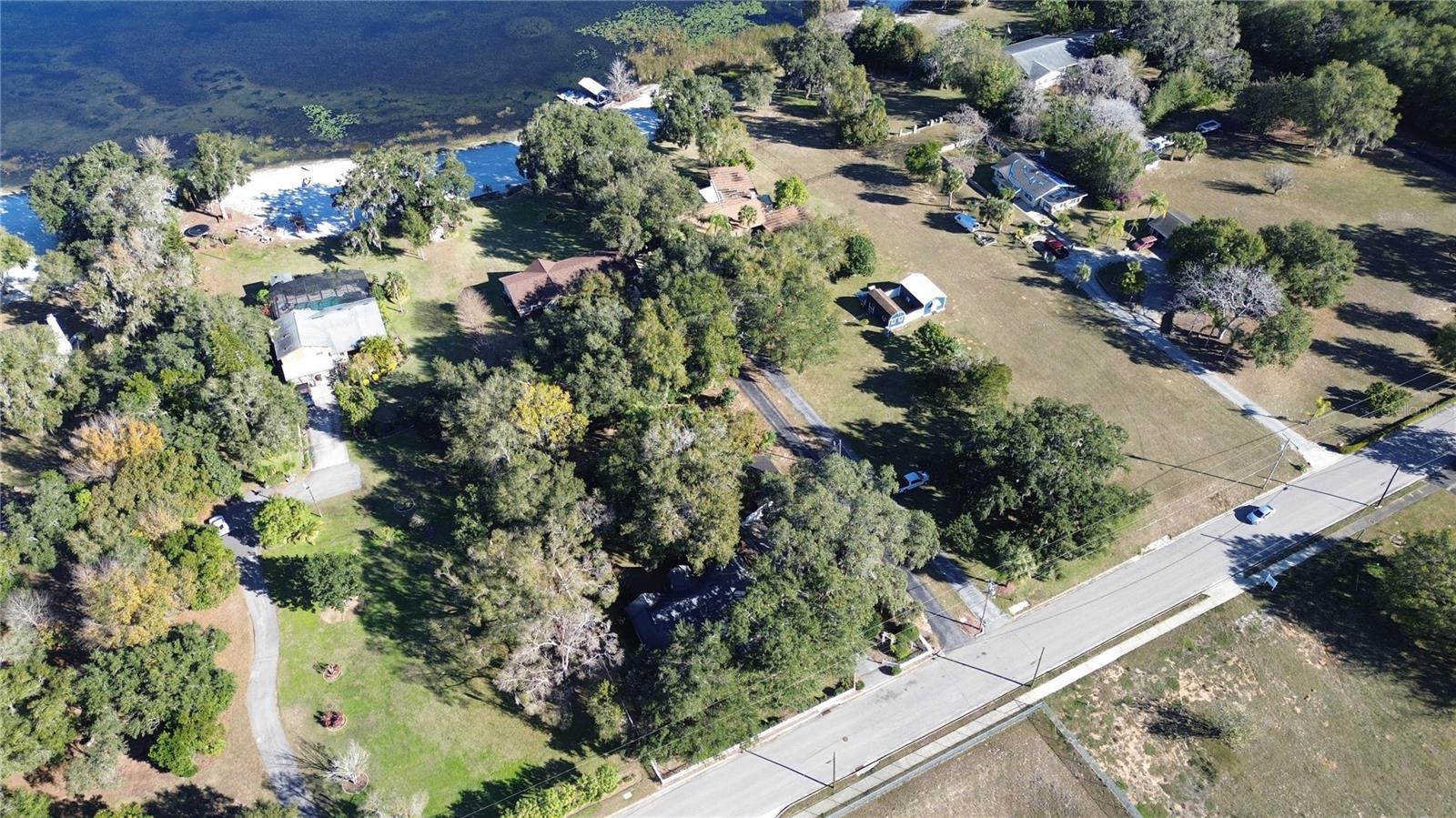 601 ALTA VISTA DR