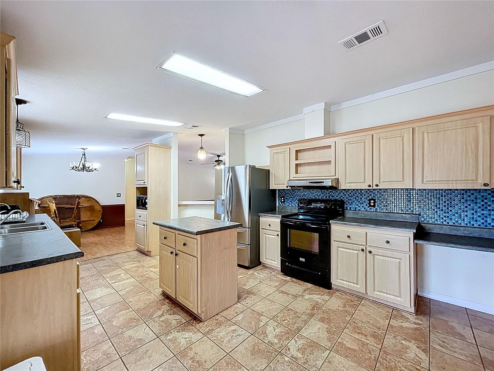 15210 ROUGH DIAMOND RANCH RD