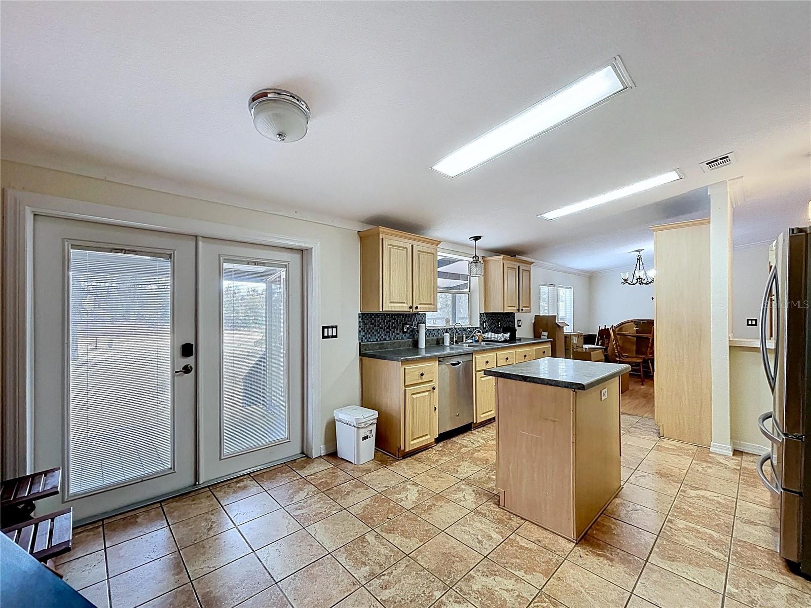 15210 ROUGH DIAMOND RANCH RD