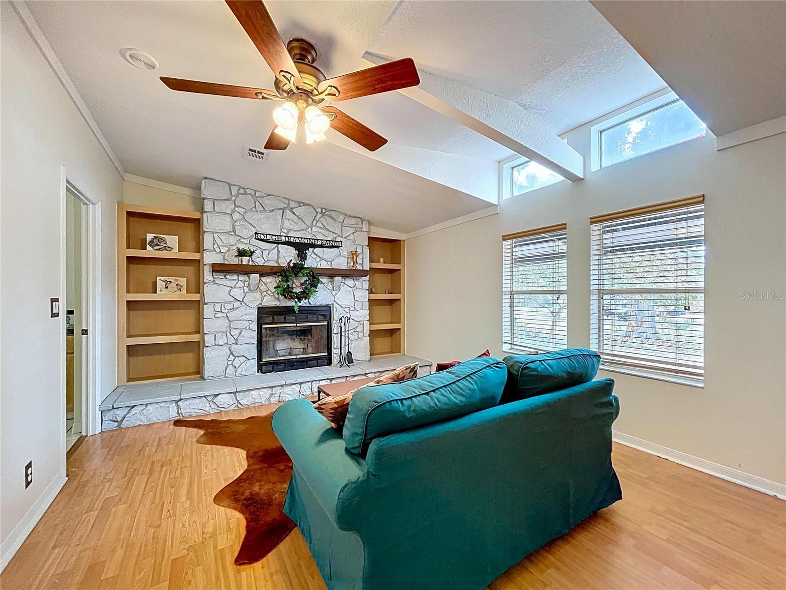 15210 ROUGH DIAMOND RANCH RD