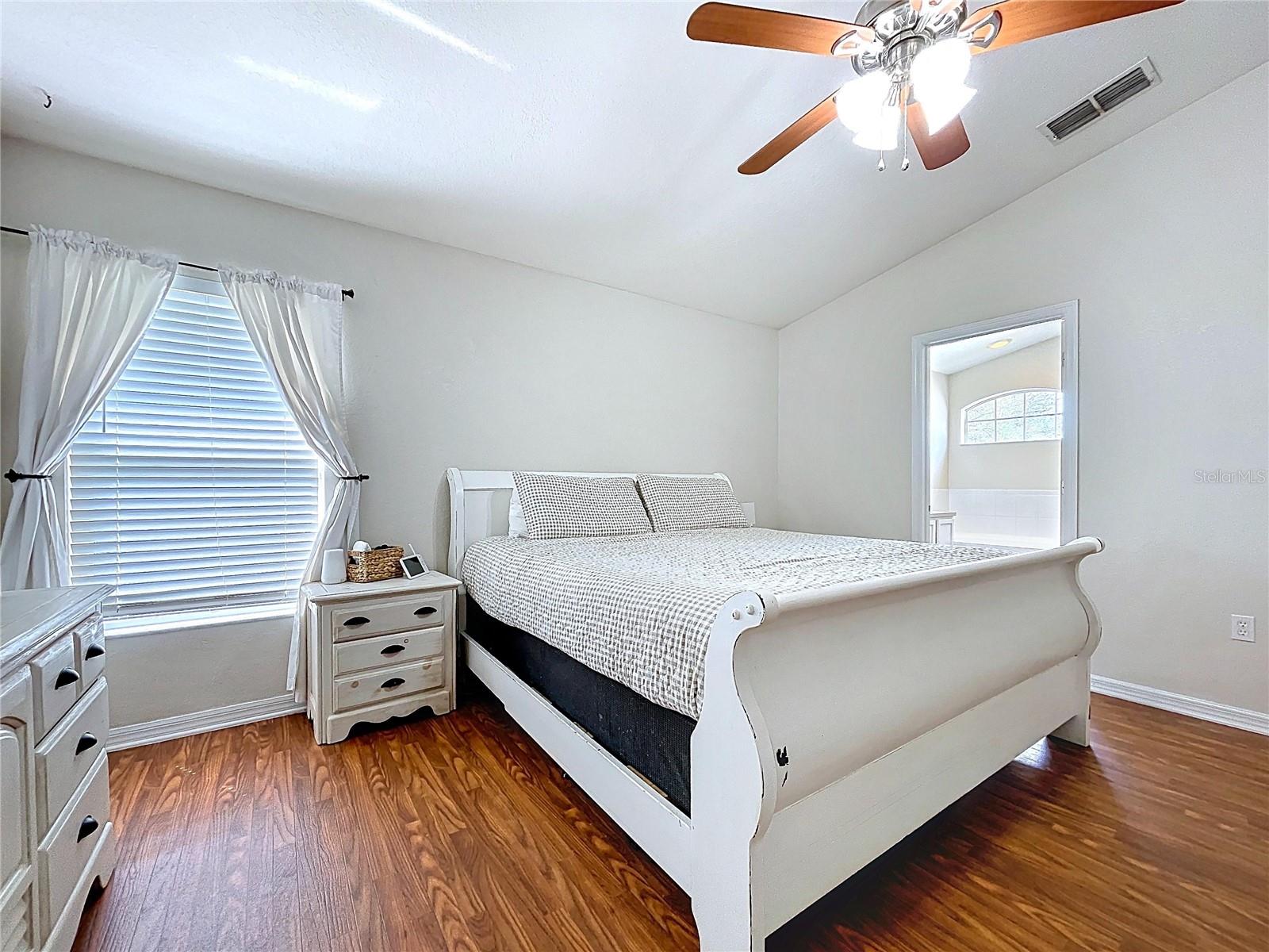 3660 SANDHILL CRANE DR