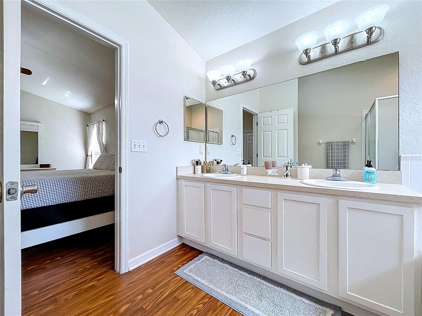 3660 SANDHILL CRANE DR