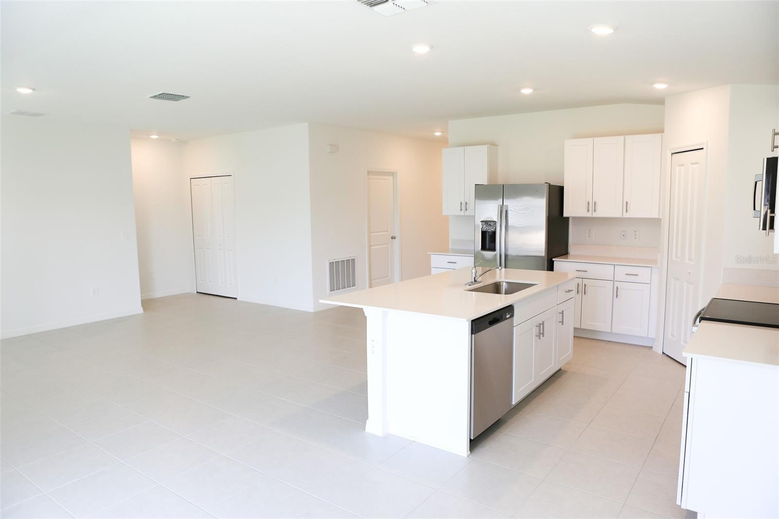 4196 SINGING MOCKINGBIRD BLVD