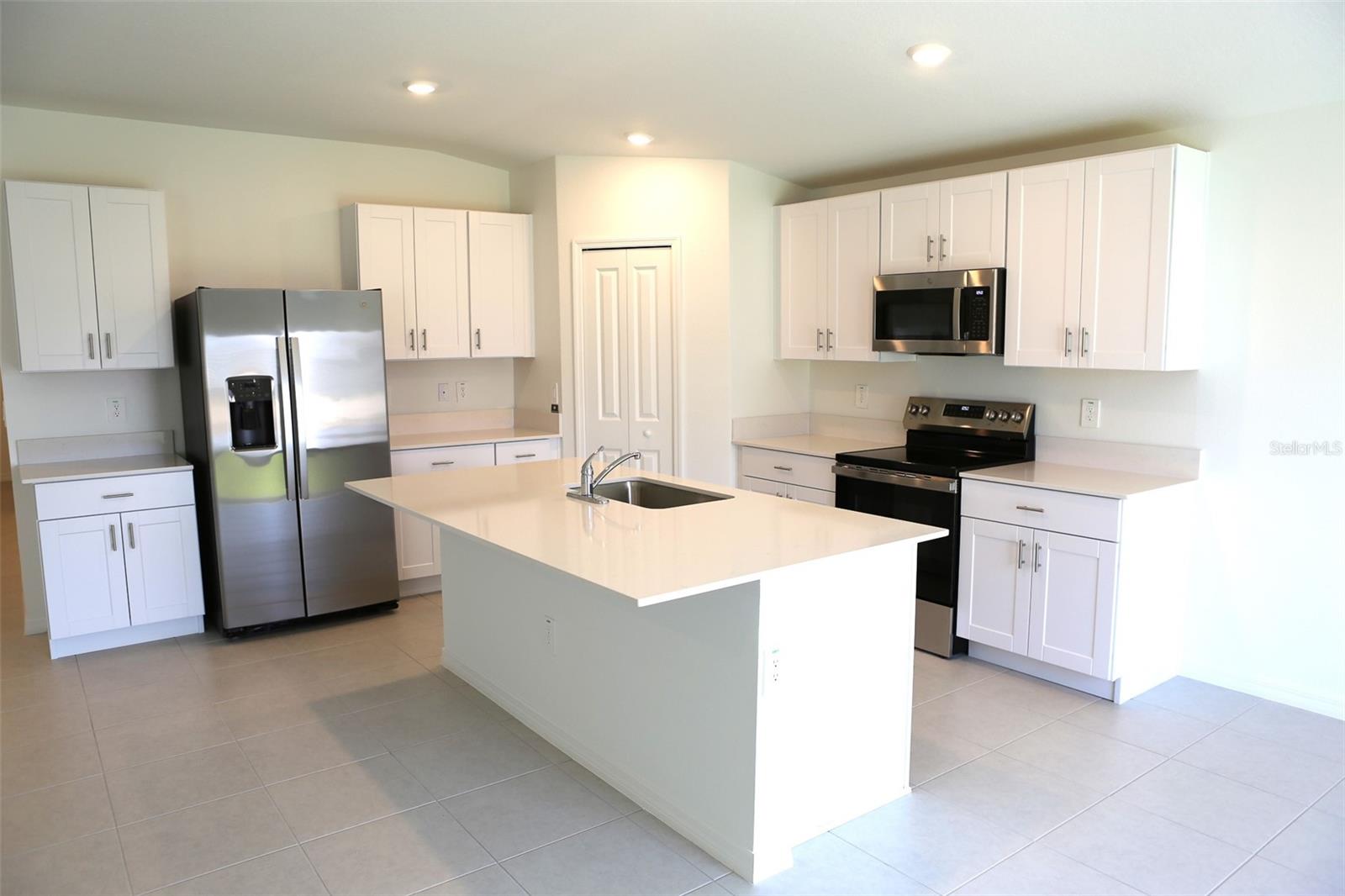 4196 SINGING MOCKINGBIRD BLVD