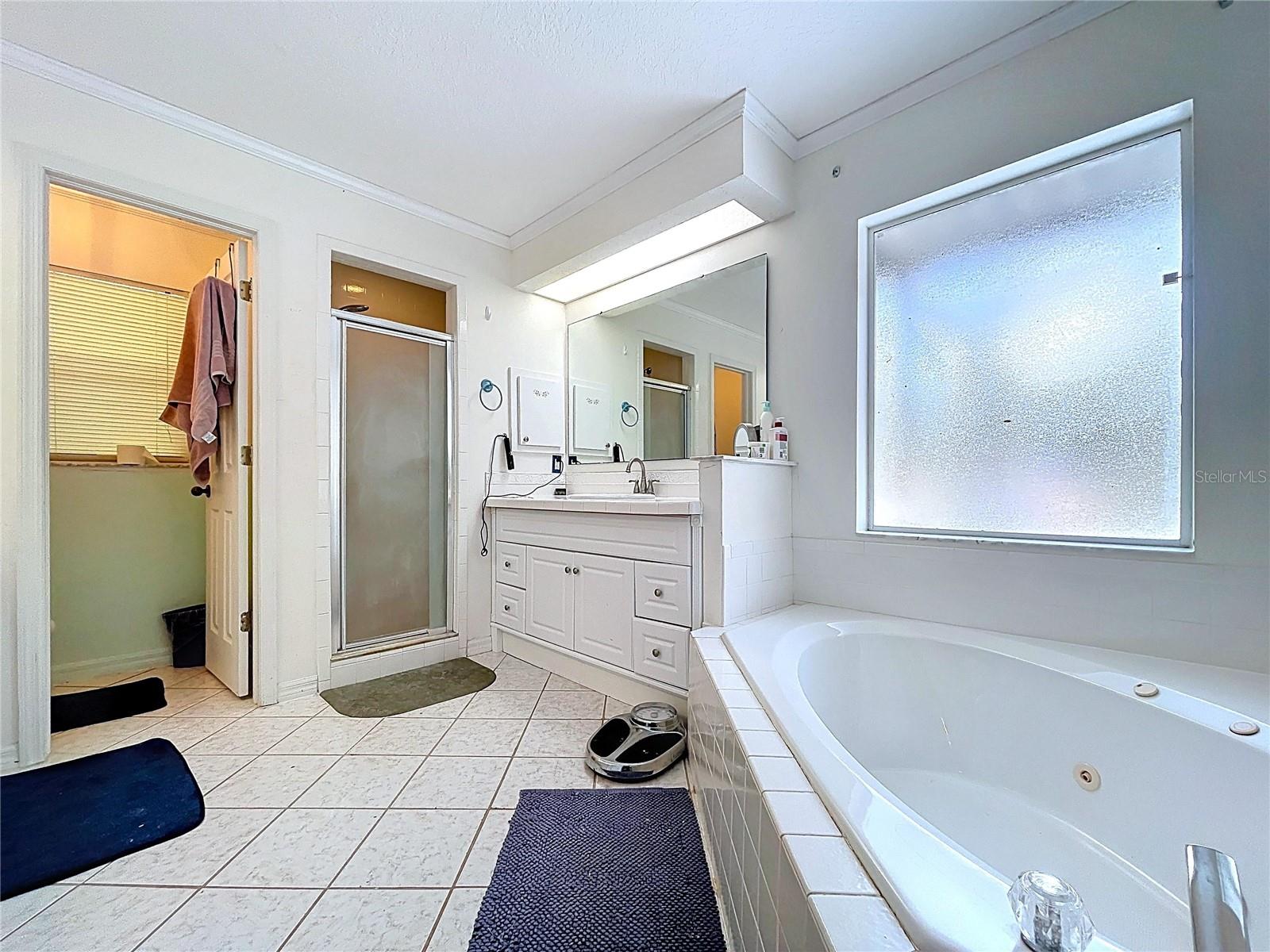 8402 SOUTHWOOD PINES ST