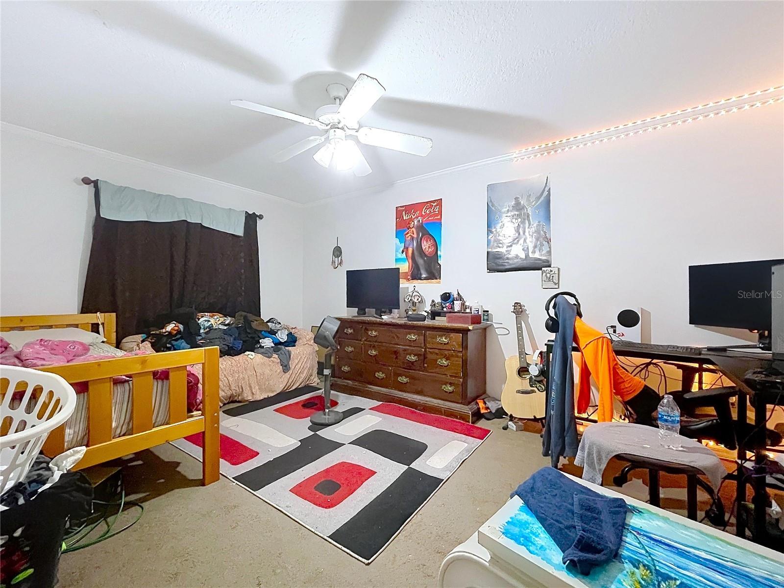 8402 SOUTHWOOD PINES ST