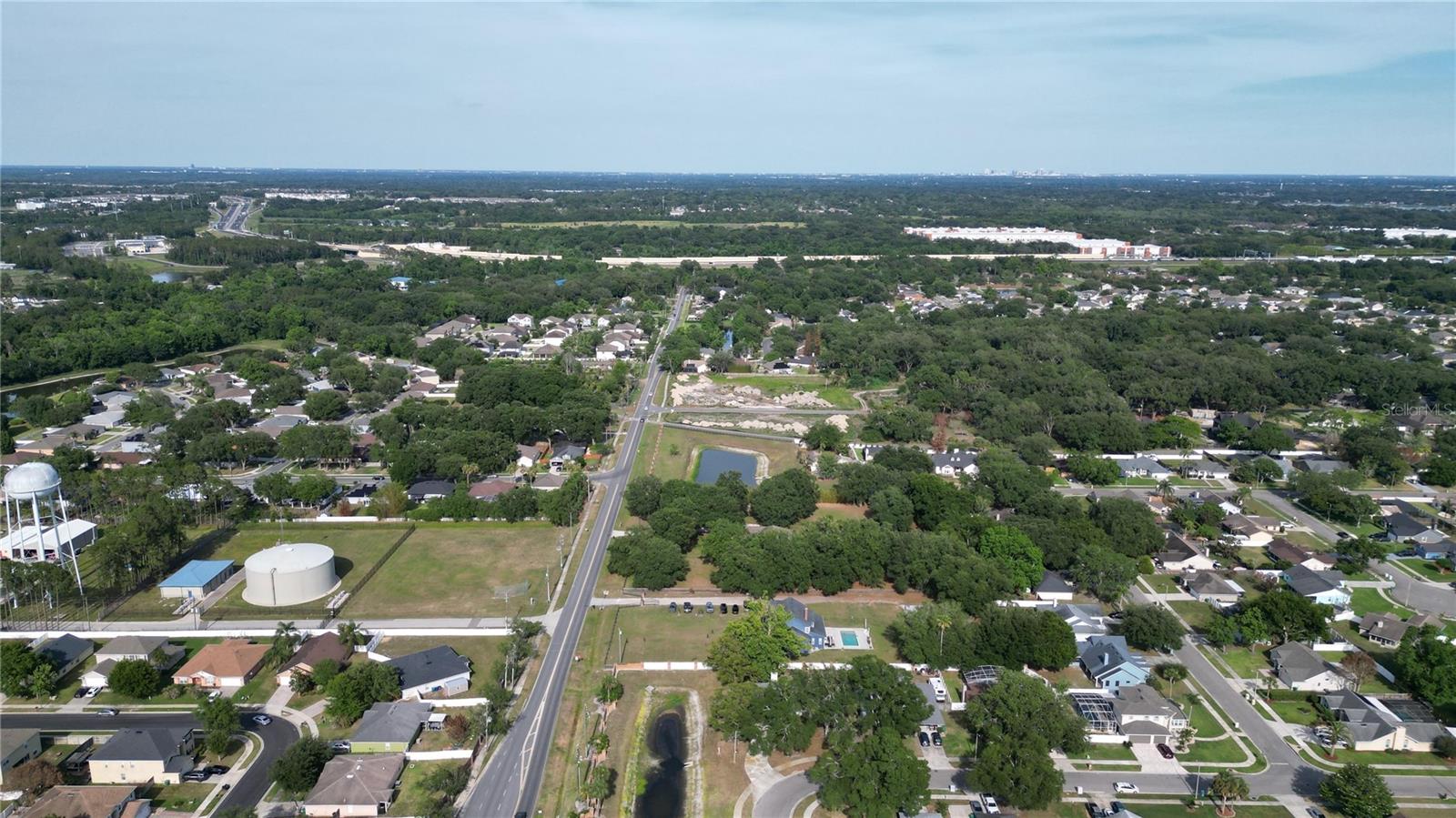 1681 E SPRING RIDGE CIR