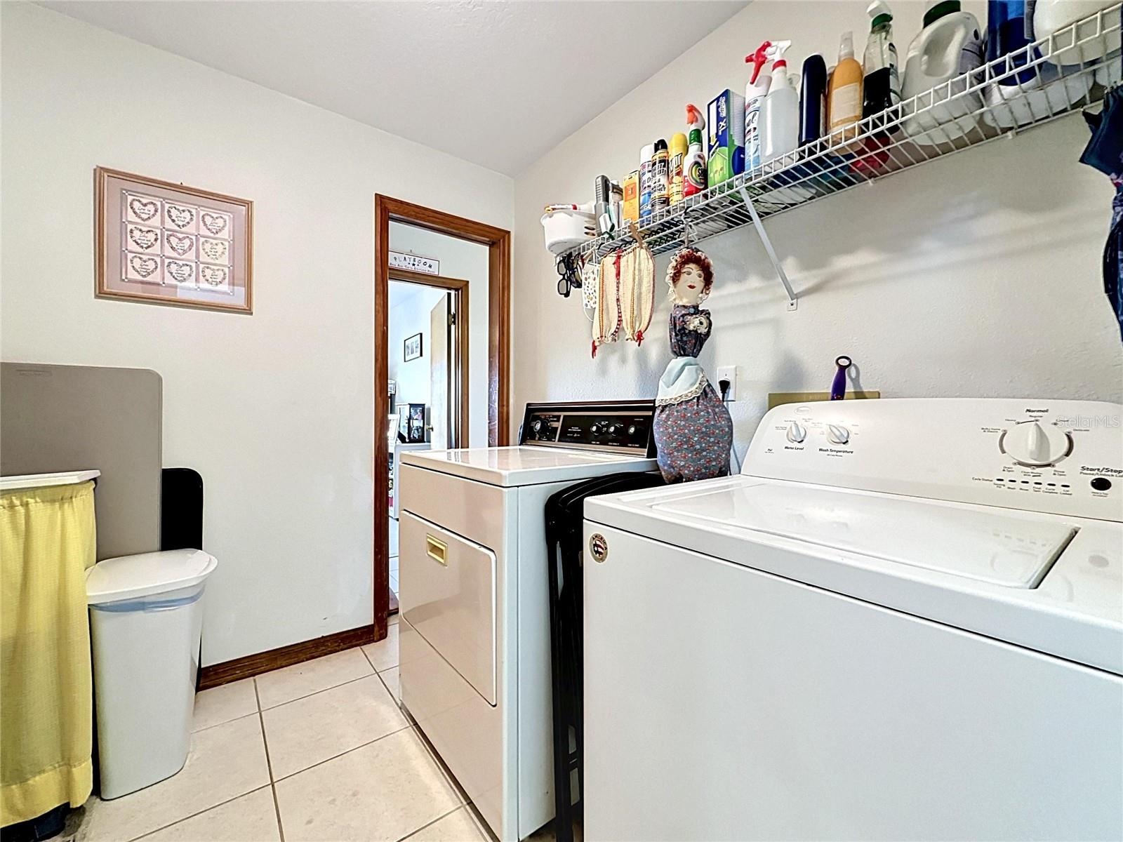 1681 E SPRING RIDGE CIR