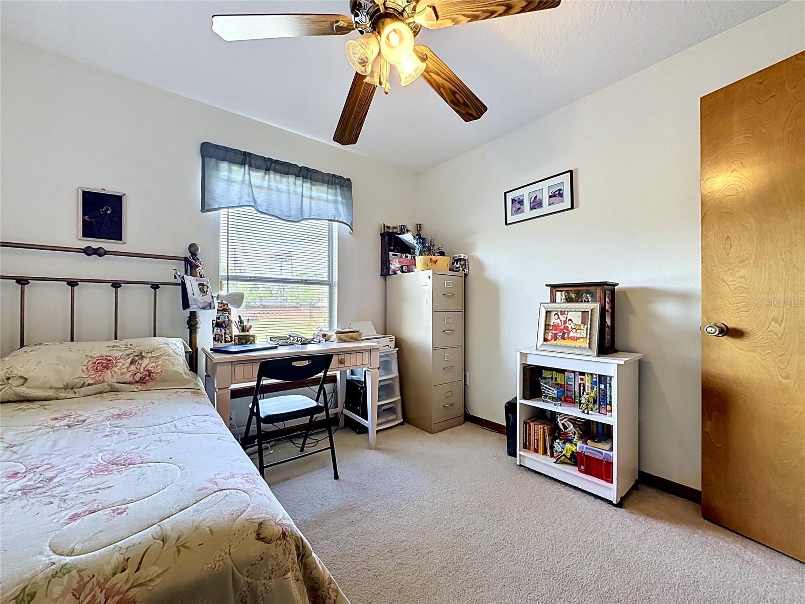 1681 E SPRING RIDGE CIR