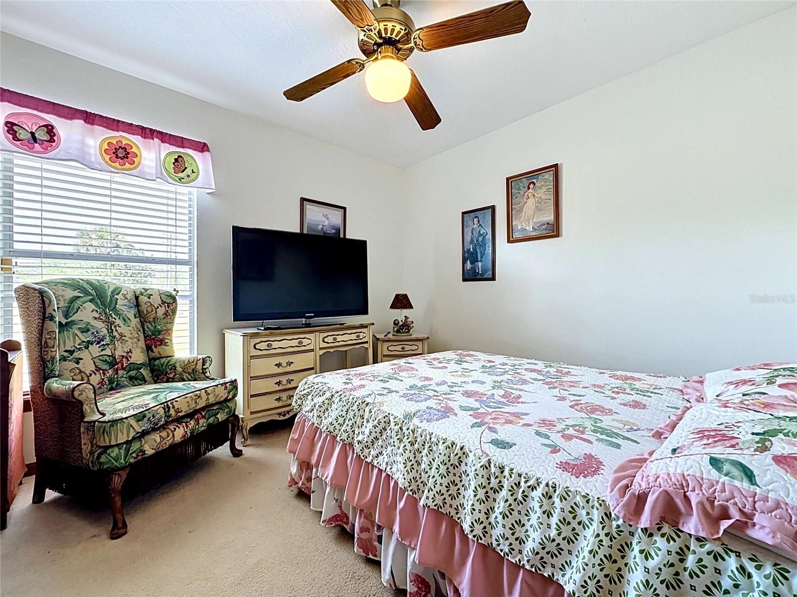 1681 E SPRING RIDGE CIR
