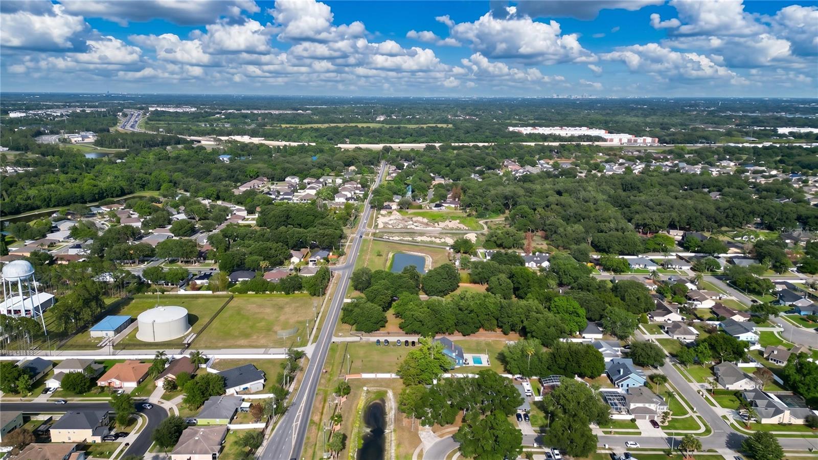 1681 E SPRING RIDGE CIR