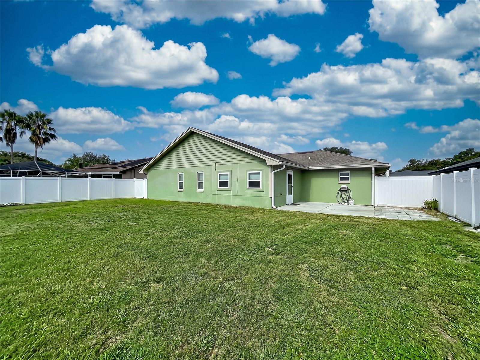 840 ARIETTA CIR