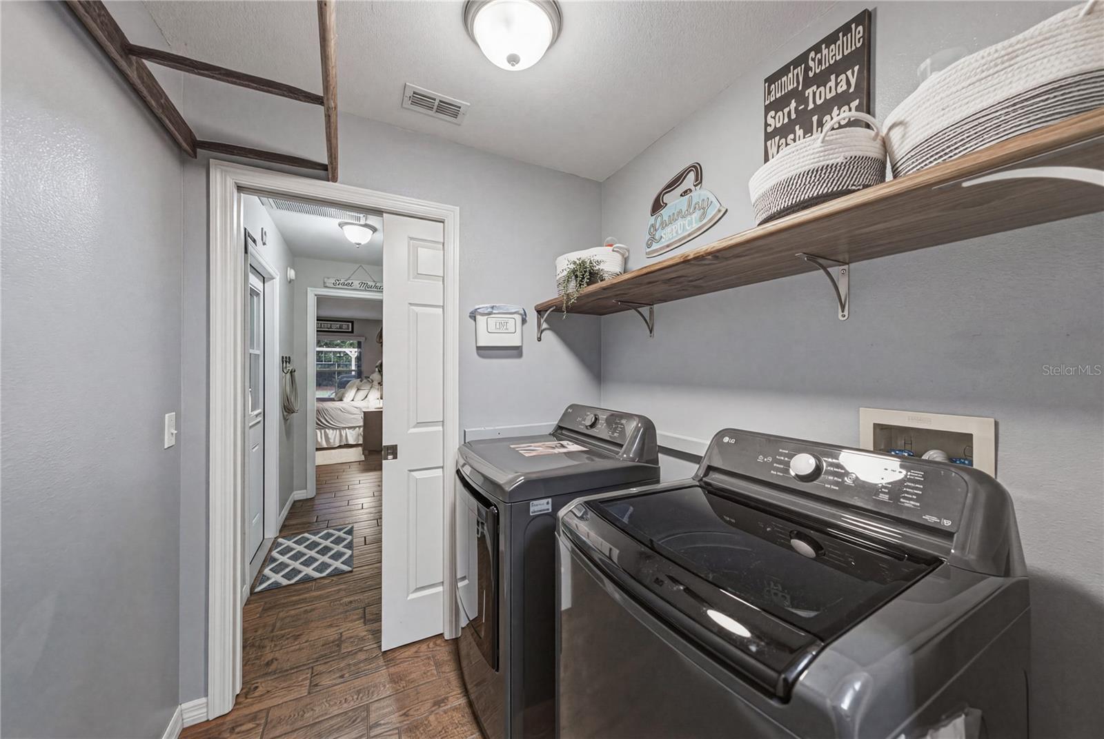 162 OLD NICHOLS CIR