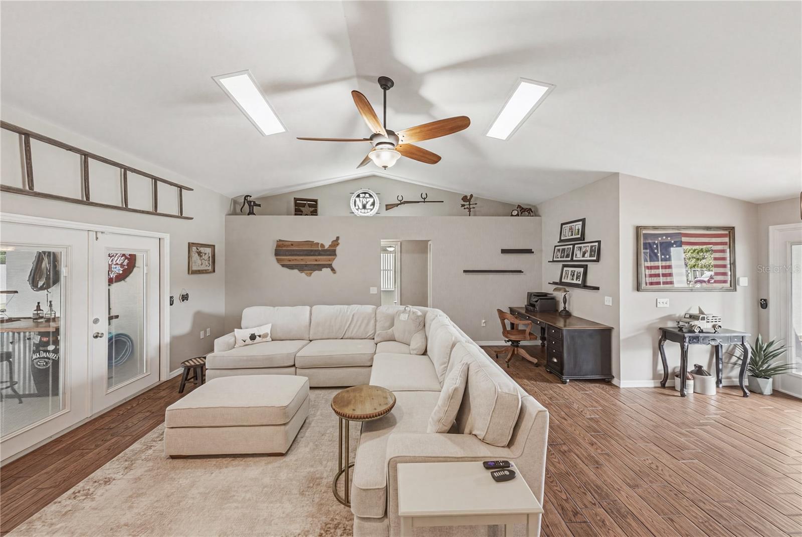 162 OLD NICHOLS CIR