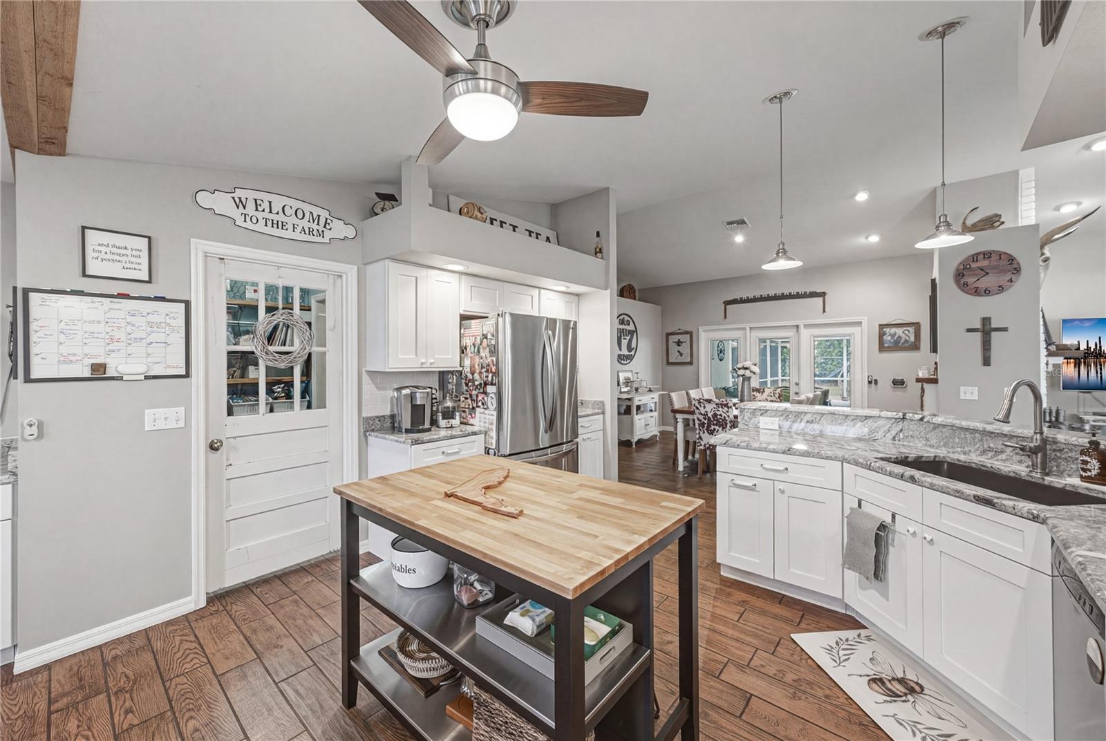 162 OLD NICHOLS CIR