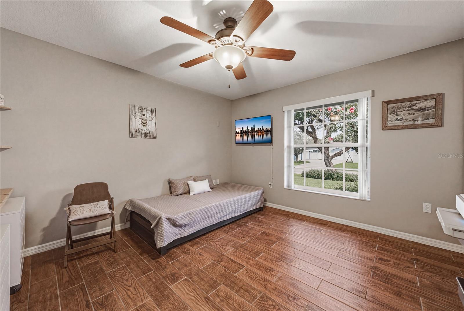 162 OLD NICHOLS CIR