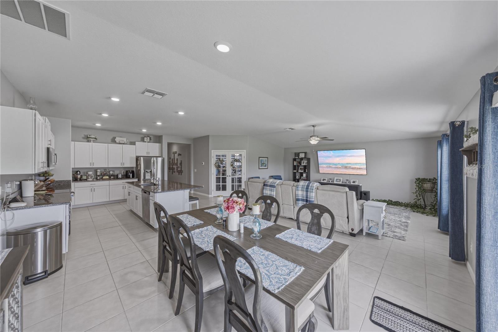 2922 FLYING BLACKBIRD RD