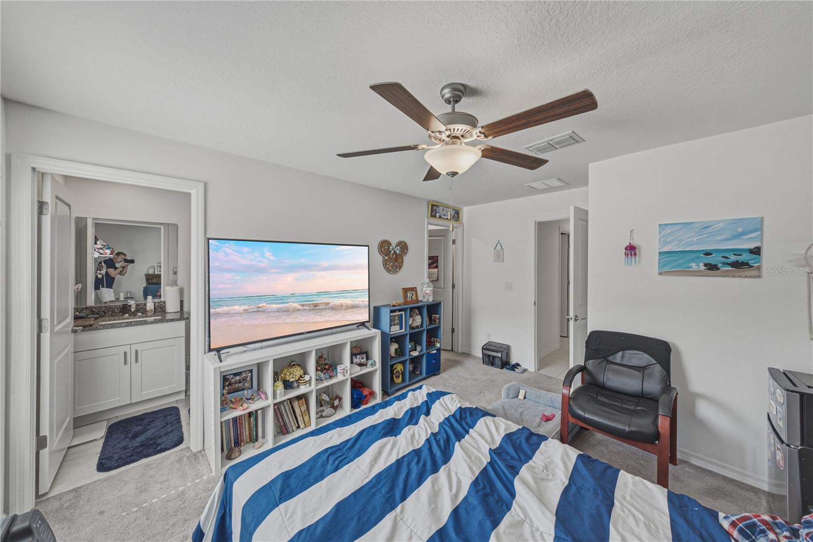 2922 FLYING BLACKBIRD RD