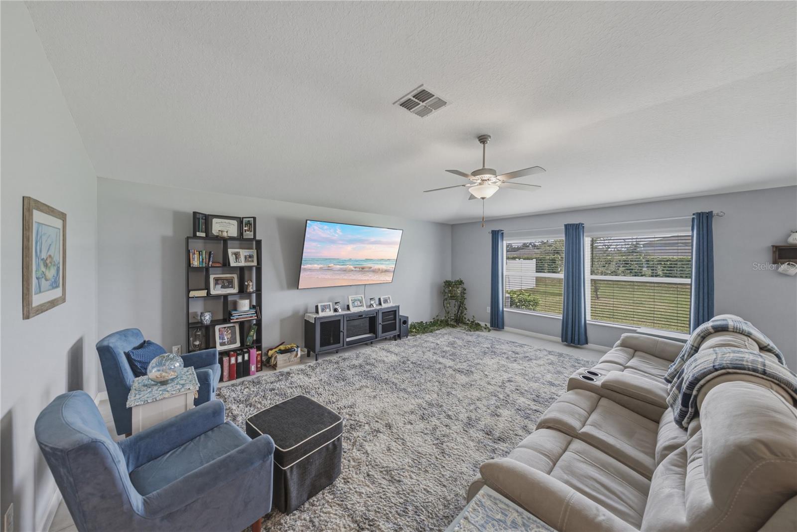 2922 FLYING BLACKBIRD RD
