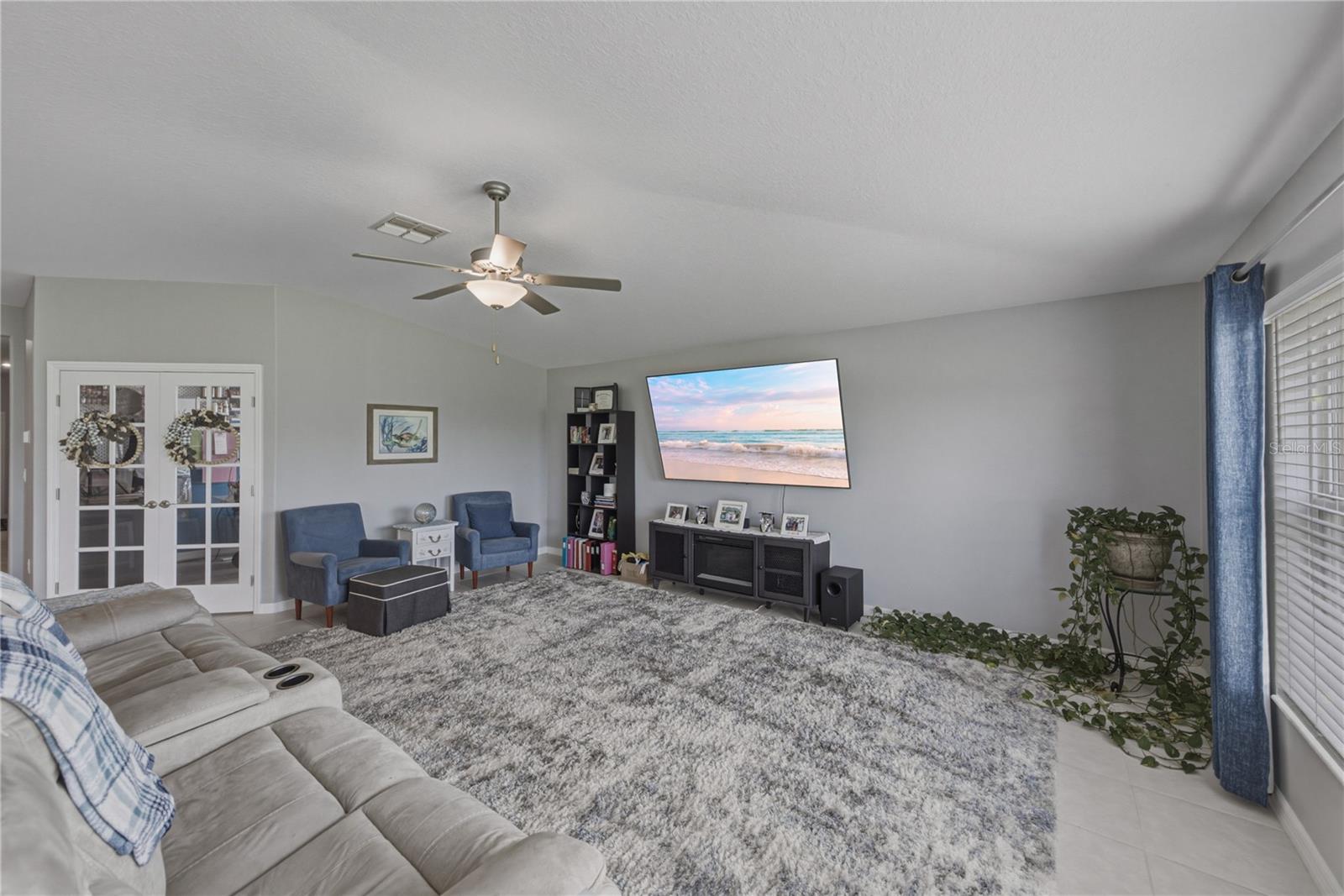 2922 FLYING BLACKBIRD RD