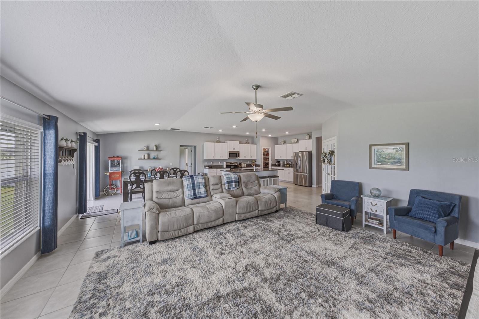 2922 FLYING BLACKBIRD RD