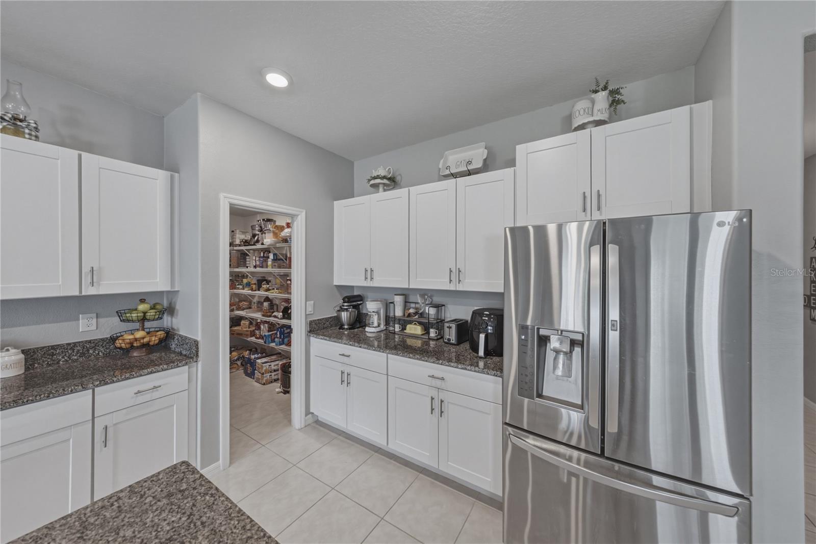 2922 FLYING BLACKBIRD RD